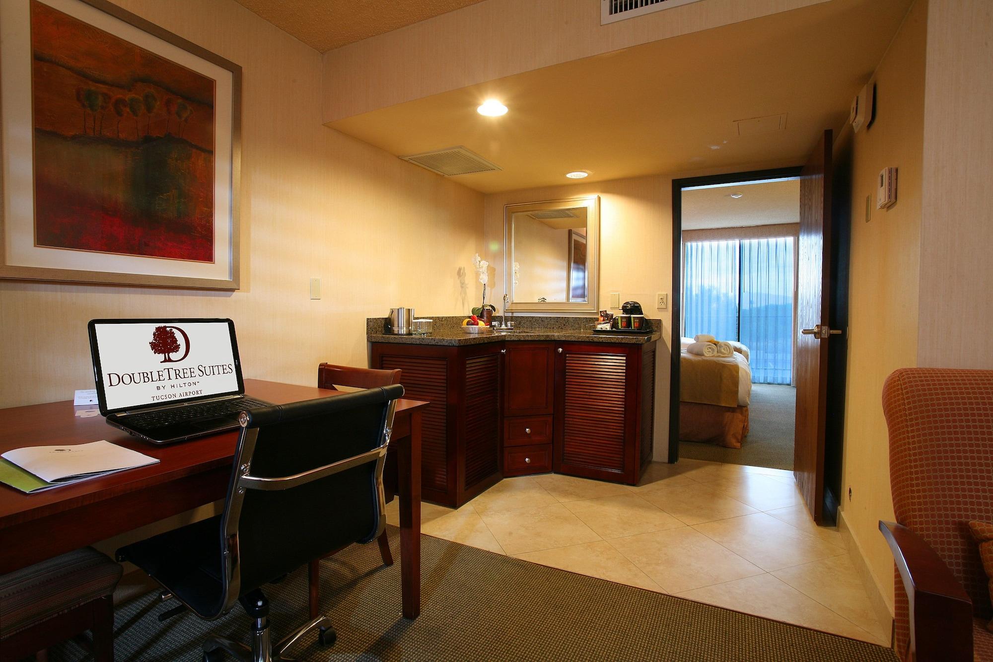 Doubletree Suites By Hilton Tucson Airport Exterior foto